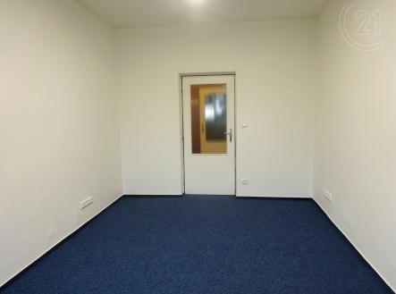 . | Pronájem - kanceláře, 17 m²