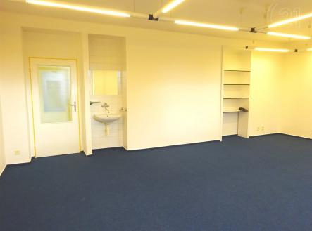 Pronájem - kanceláře, 36 m² obrázek