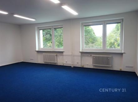. | Pronájem - kanceláře, 36 m²