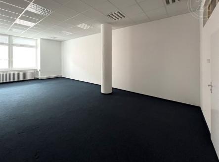 . | Pronájem - kanceláře, 39 m²