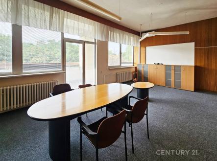 . | Pronájem - kanceláře, 59 m²