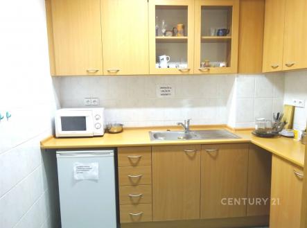 . | Pronájem - kanceláře, 31 m²