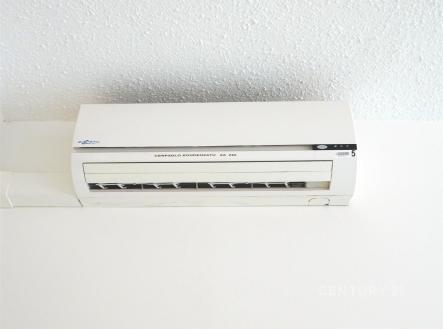 . | Pronájem - kanceláře, 31 m²