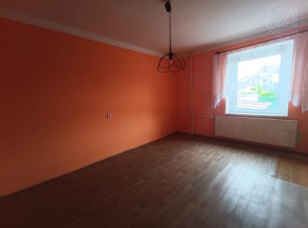 . | Prodej - dům/vila, 77 m²