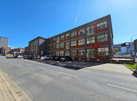 . | Pronájem - obchodní prostor, 357 m²
