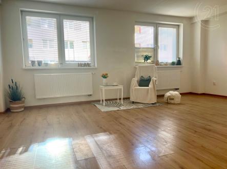 . | Prodej bytu, 3+kk, 72 m²