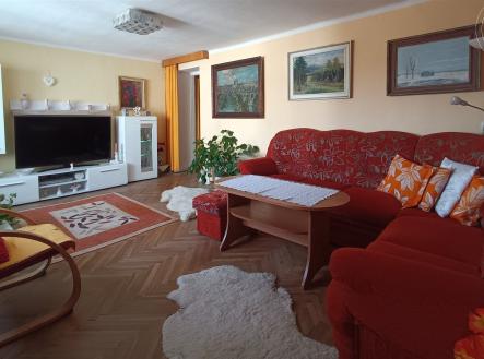 . | Prodej - dům/vila, 220 m²