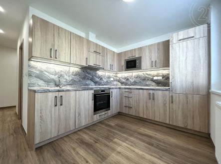 Pronájem bytu, 3+1, 77 m² obrázek