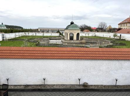 . | Prodej - dům/vila, 297 m²