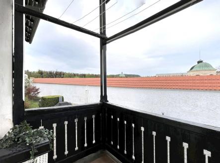 . | Prodej - dům/vila, 297 m²