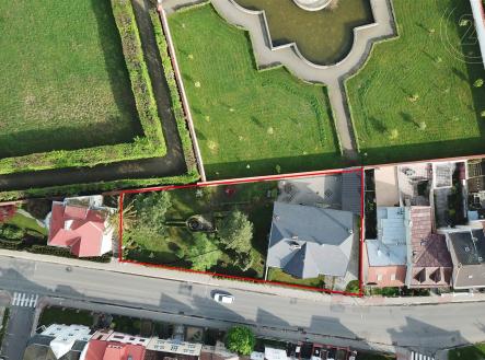 . | Prodej - dům/vila, 297 m²