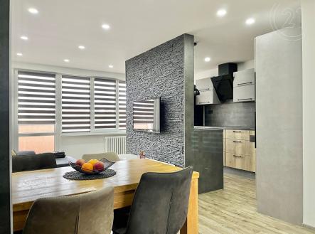 Pronájem bytu, 4+kk, 71 m² obrázek