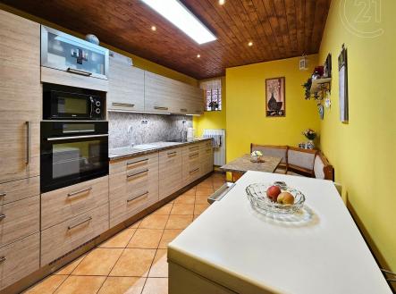 . | Prodej - dům/vila, 92 m²