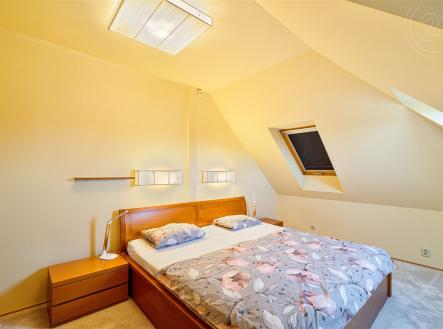 . | Prodej - hotel, 299 m²