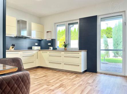 . | Prodej - dům/vila, 118 m²
