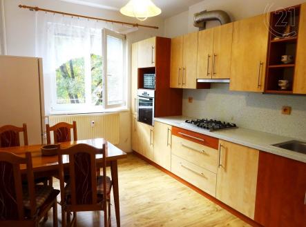 Pronájem bytu, 2+1, 68 m² obrázek