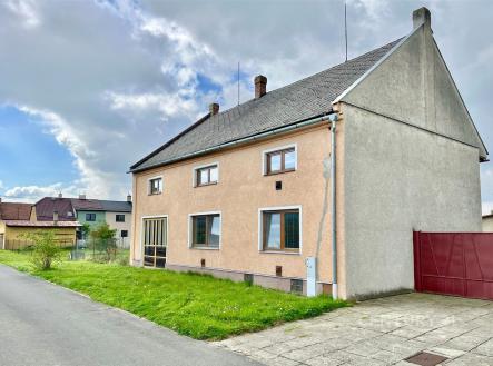 . | Prodej - dům/vila, 146 m²