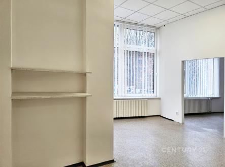 . | Pronájem - obchodní prostor, 65 m²