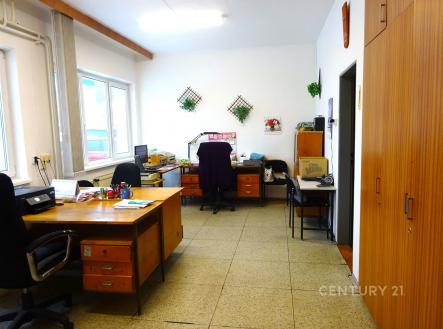 . | Pronájem - kanceláře, 27 m²