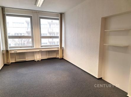 . | Pronájem - kanceláře, 21 m²