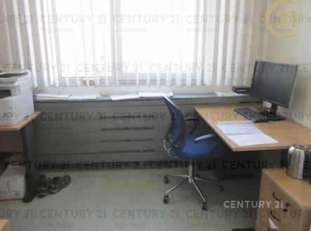 . | Pronájem - skladovací prostor, 186 m²