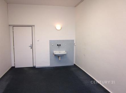 . | Pronájem - kanceláře, 18 m²