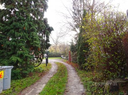 . | Pronájem - malý objekt/garáž