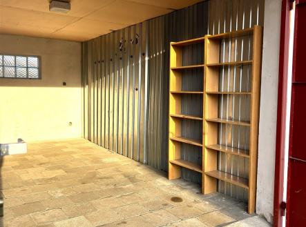 . | Pronájem - malý objekt/garáž