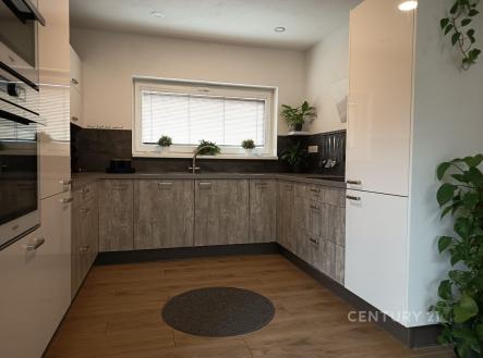 . | Prodej - dům/vila, 82 m²