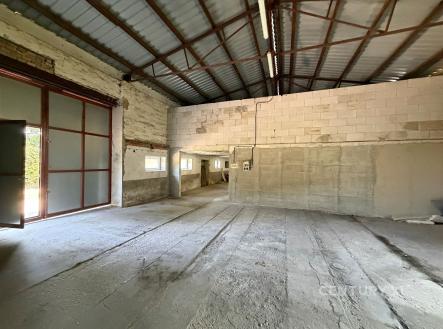 . | Pronájem - skladovací prostor, 255 m²