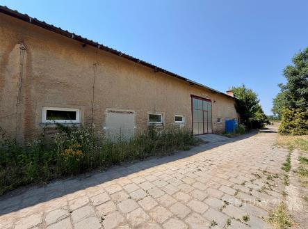 . | Pronájem - skladovací prostor, 255 m²