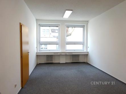 . | Pronájem - kanceláře, 22 m²