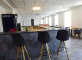 Pronájem - obchodní prostor, 253 m²