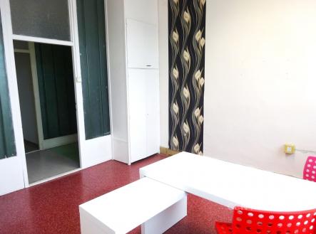 . | Pronájem - kanceláře, 14 m²