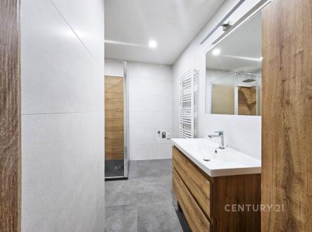 . | Prodej - dům/vila, 92 m²
