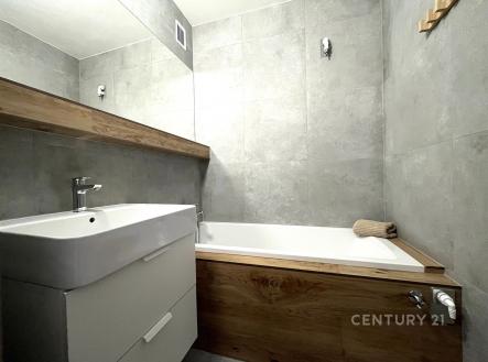 . | Pronájem bytu, 2+1, 58 m²