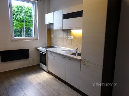 . | Pronájem bytu, 2+kk, 43 m²