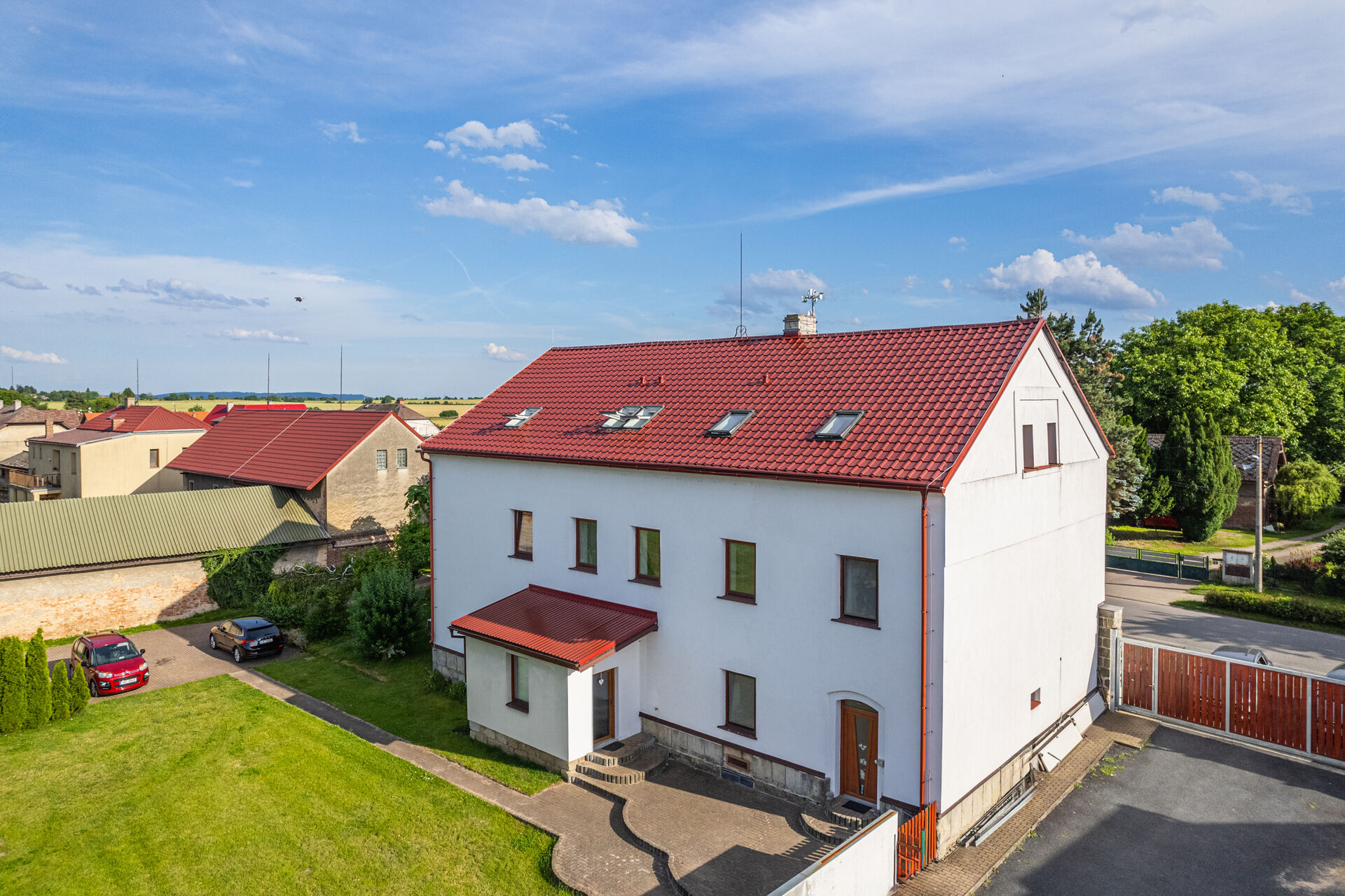 Prodej bytového domu, 6 bytových jednotek, obec Bukovno - Líny, 660m² obytné plochy, 2234m² pozemek