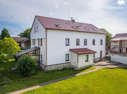 Prodej - dům/vila, 660 m²