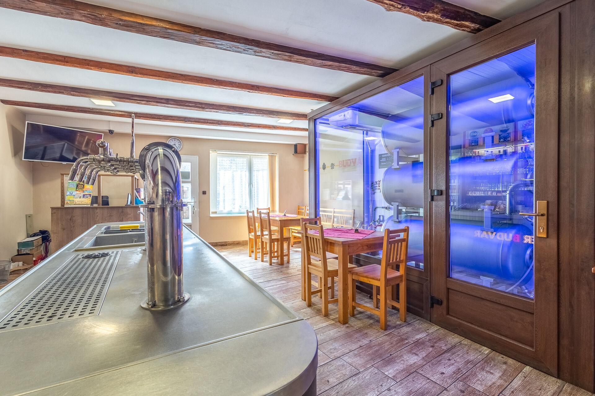 Prodej domu, Sadská