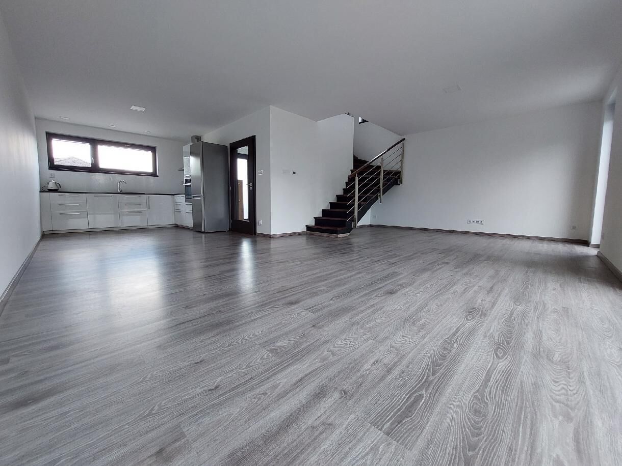 Pronájem rodinného domu zahrádkou, 4+kk, 120 m², Mladá Boleslav - Michalovice