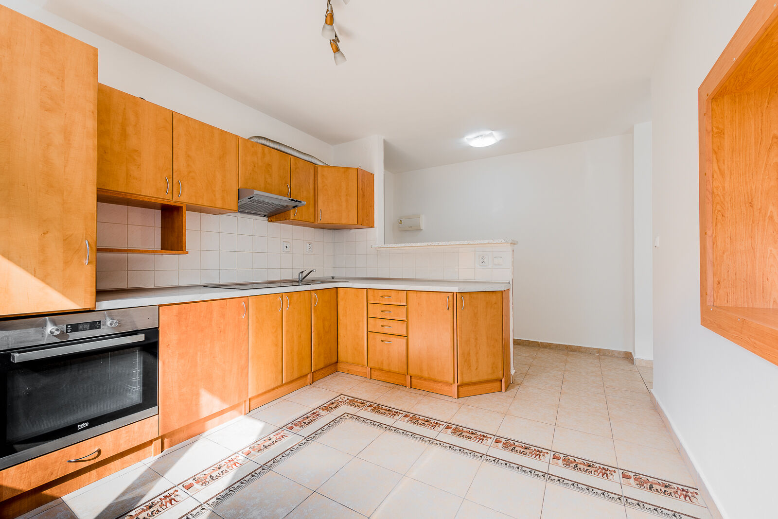 Pronájem bytu 3+1 68 m2, Braniborská, Milovice