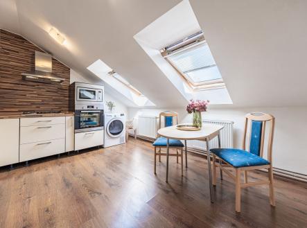Prodej bytu, 2+1, 64 m²