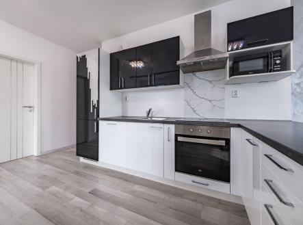 Pronájem bytu, 4+kk, 96 m²