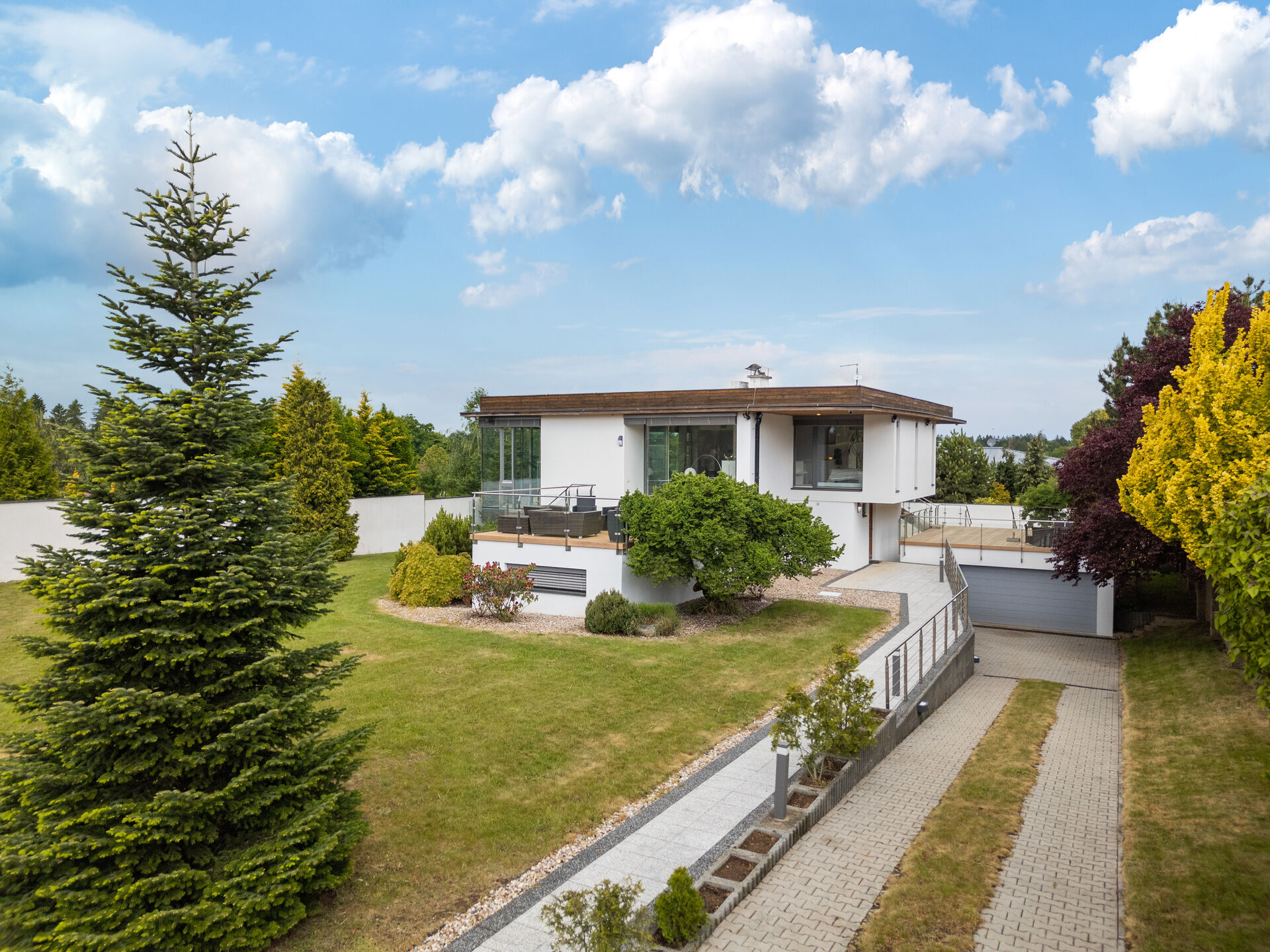 Pronájem rodinného domu 273 m², Jesenice - Osnice,  pozemek 2027m²