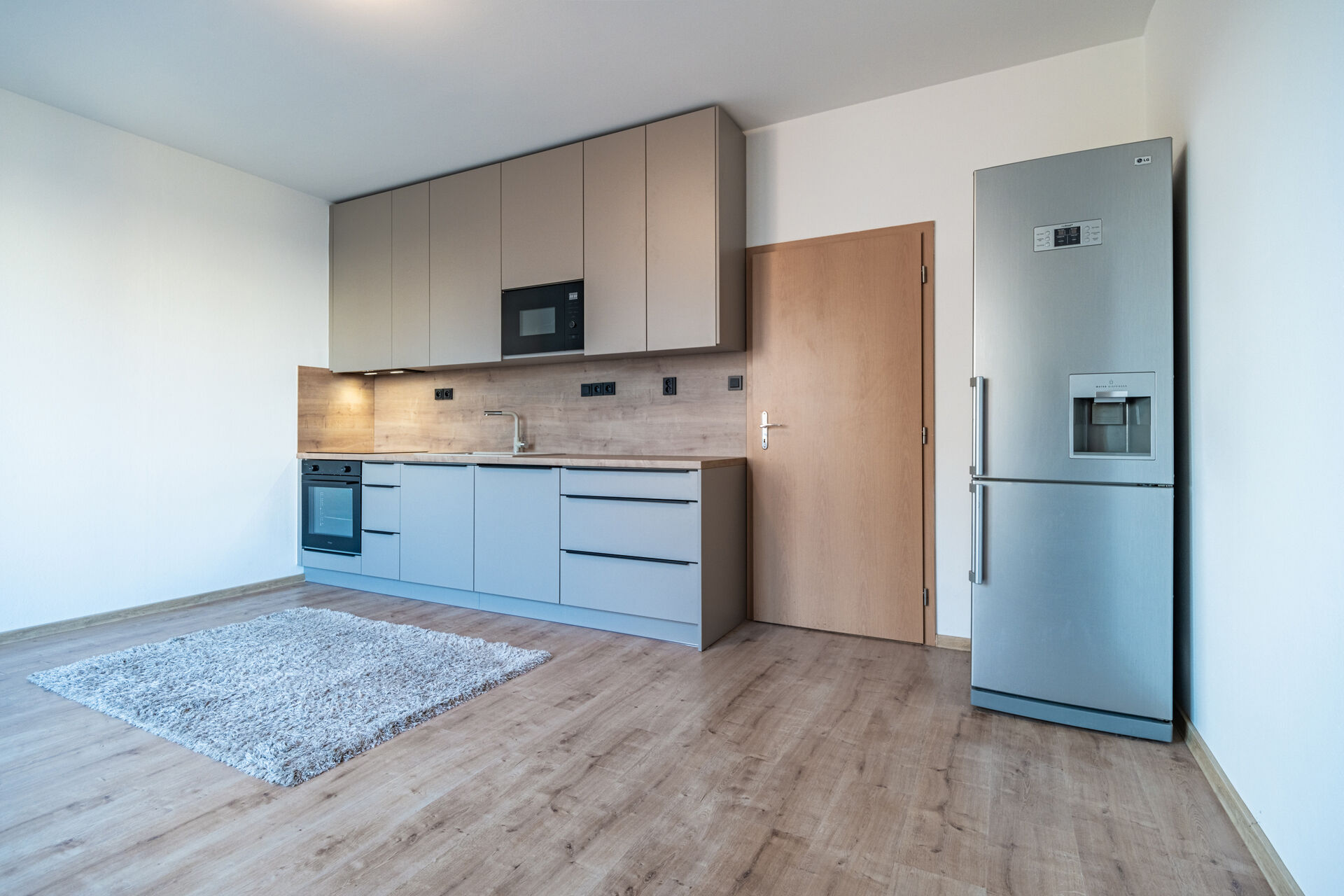 Prodej bytu 2+kk s teráskou, garáží a sklepem, 36m², Svojsíkova ulice, Mladá Boleslav