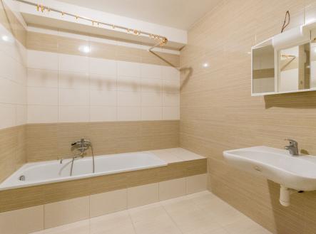 Pronájem bytu, 1+kk, 34 m²