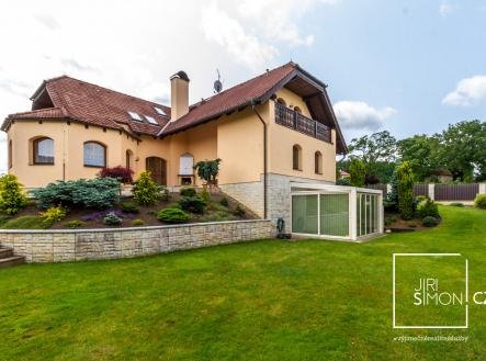 Prodej - dům/vila, 495 m²