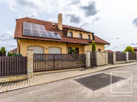 Prodej - dům/vila, 495 m²