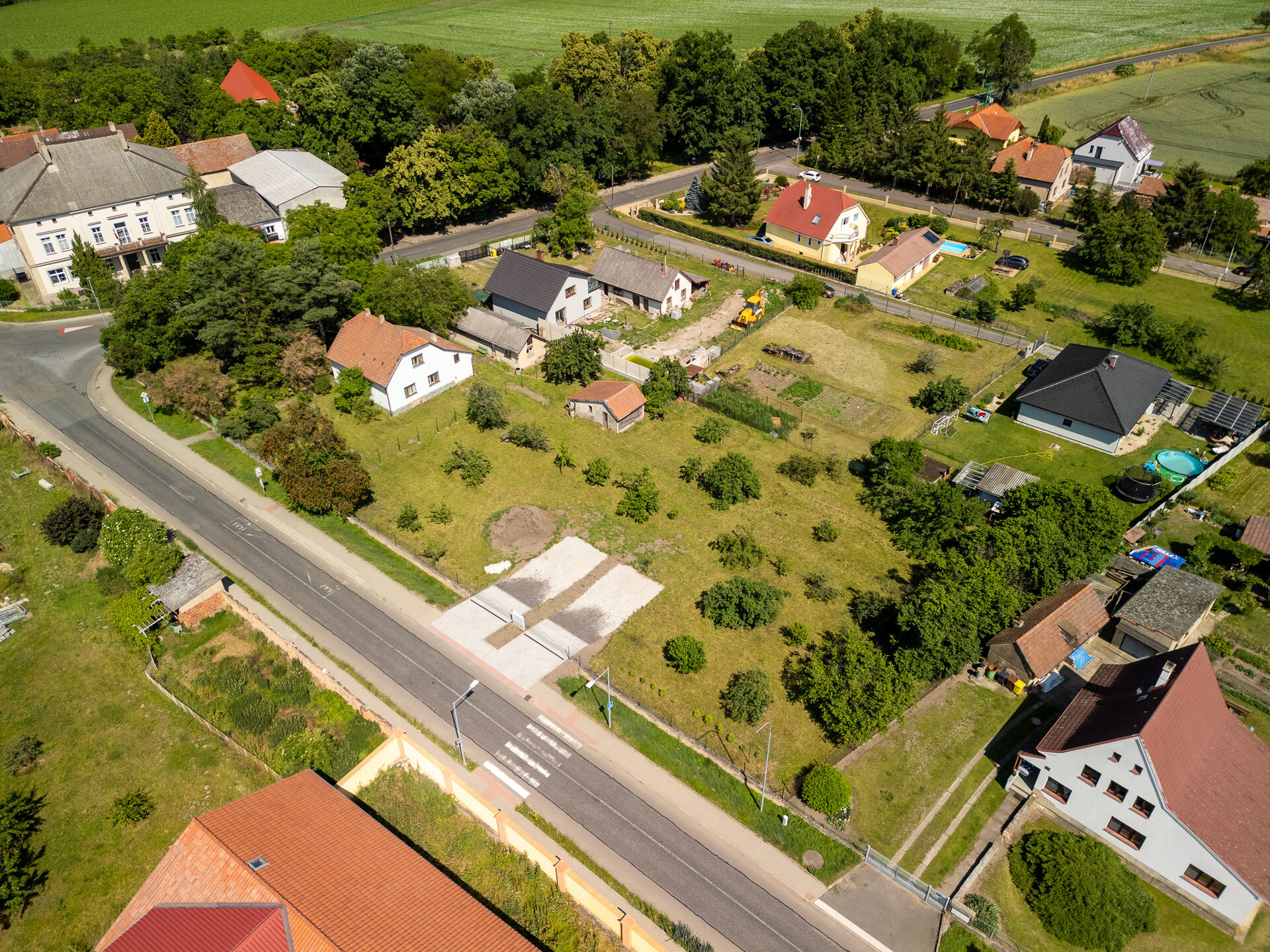 Prodej stavebního pozemku 1083 m2, Milčice
